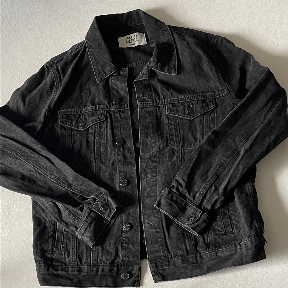 Men’s Black Denim Jacket